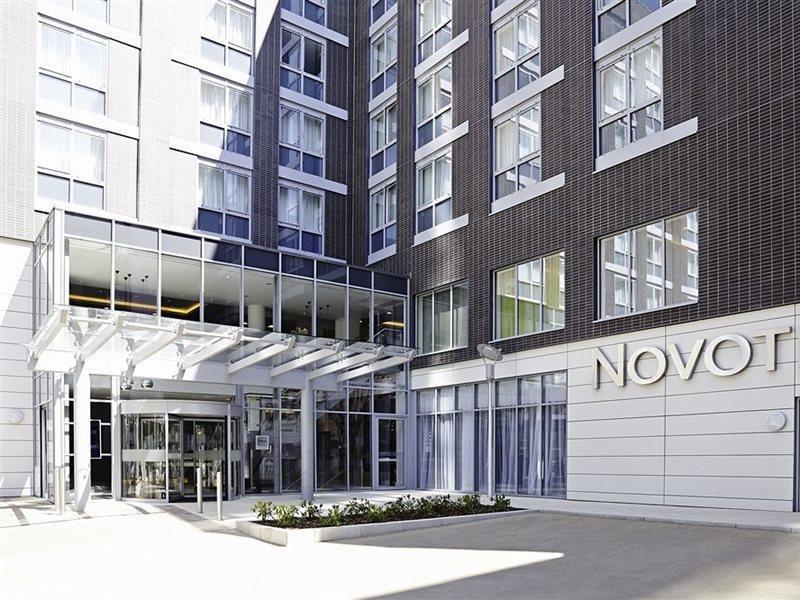 Novotel London Brentford Bagian luar foto